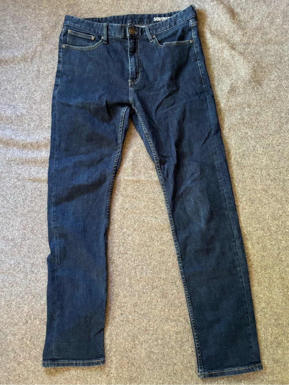 Southern Tide Men's Slim Straight Jeans. Size W32 x L32